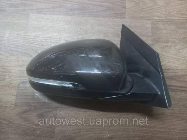 Правое боковое зеркало 87620D7050 HYUNDAI