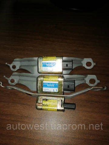 Датчик Айрбег передний 8983433010 TOYOTA