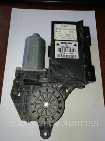 Моторчик стеклоподъемника двери задней, правой 8E0959802A VAG