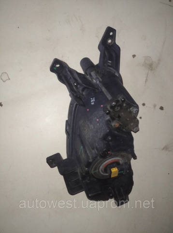 92201D7000 Фара противотуманная левая купить Львов