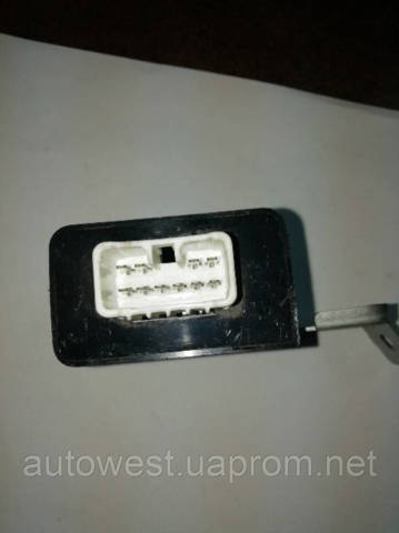 HYUNDAI 954502B100 в наличии Ужгород