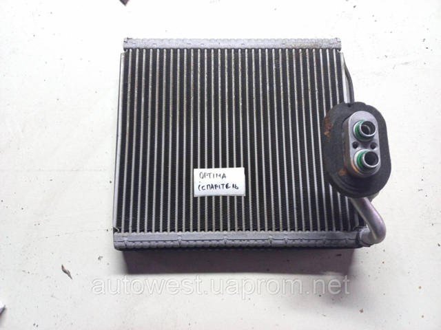 Радиатор испарителя кондиционера 971402T000 HYUNDAI