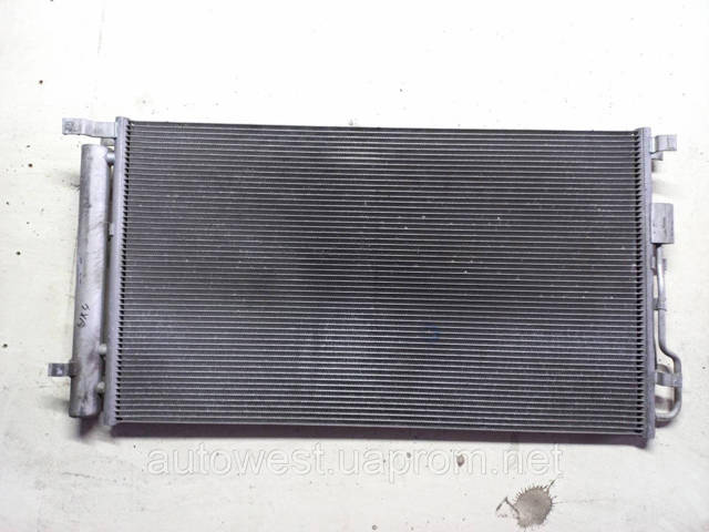 Конденсатор кондиционера 97606D7500 HYUNDAI