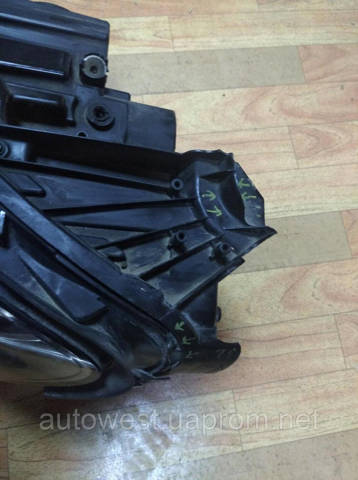 MERCEDES 2139063904 Левая фара в наличии Полтава