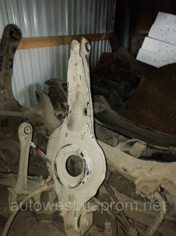 BBP328300C Рычаг задней подвески нижний левый/правый купить Житомир