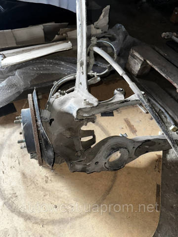 BP4K28200H Рычаг (тяга) задней подвески продольный нижний правый купить Ужгород