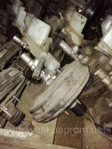 Вакуумник C0504000 MAZDA