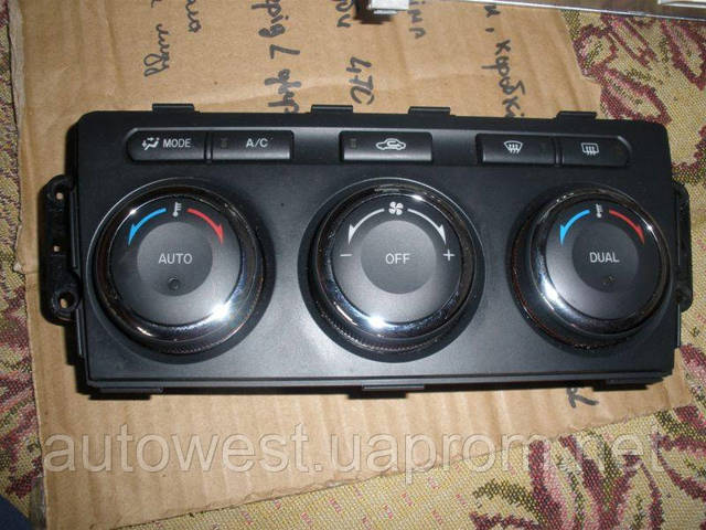 Блок управления режимов отопления GDK461190A MAZDA