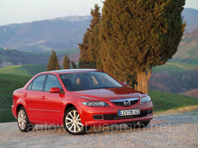 GJ6E513G0D MAZDA Фонарь задний левый внутренний купить в Чернигов