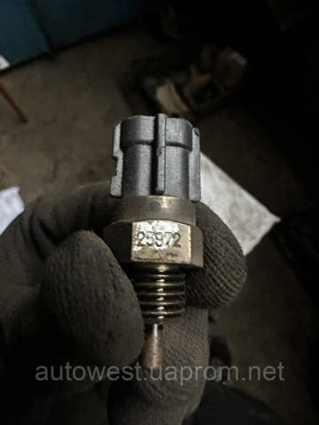 Датчик температуры воздуха на входе Митсубиси Аутлендер II XL