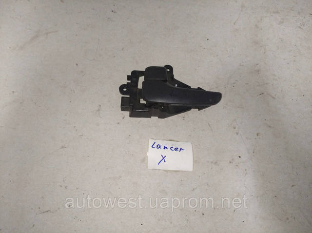 MITSUBISHI MN105359 Ручка двери левой внутренняя передняя/задняя в наличии Киев