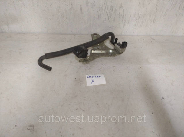 Клапан абсорбера топливных паров MR507781 MITSUBISHI