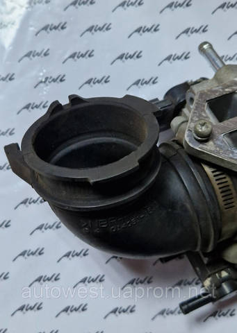 MAZDA ZJ0113221A Выпускной патрубок воздушного фильтра в наличии Запорожье