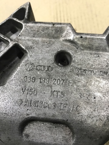03G199207E VAG Задняя опора двигателя купить в Полтава
