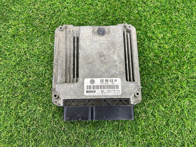 ЭБУ двигателем 03G906016AN VAG