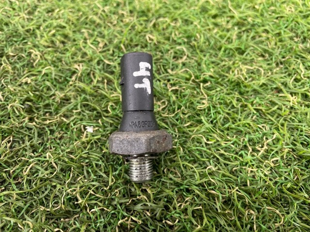 079919081 Датчик давления масла купить Ирпень