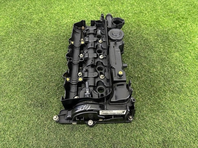 BMW 11127810584 Крышка клапанная в наличии Черновцы