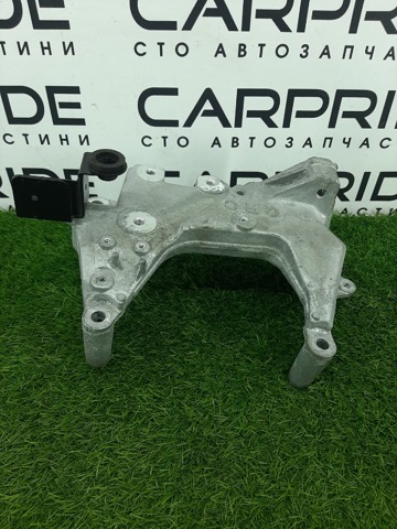 Кронштейн подушки (опоры) двигателя, правой 112314BA0B NISSAN