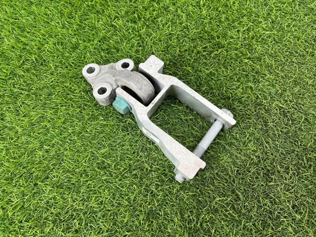 113326RC0A NISSAN Кронштейн подушки (опоры) двигателя задней купить в Черновцы