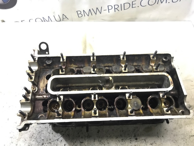 1729334 BMW Головка блока цилиндров (ГБЦ) левая купить в Львов