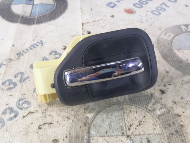 Ручка двери правой внутренняя передняя/задняя 1JU98SZ0AA CHRYSLER