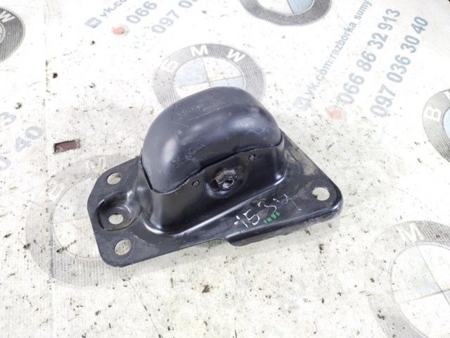 Кронштейн задней балки 1K0505130L VAG