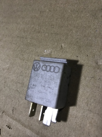 Реле звукового сигнала 1K0951253 VAG