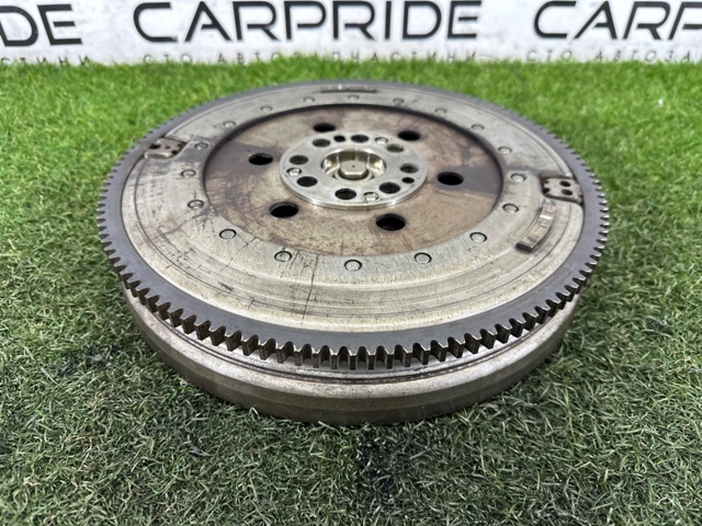 Демпферный маховик 21208638897 BMW