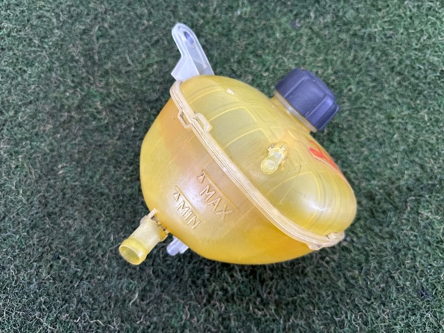 217106RC0A NISSAN Бачок системы охлаждения расширительный купить в Львов
