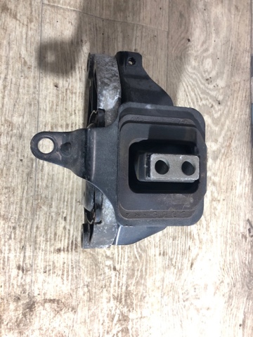 21830C1170 HYUNDAI Подушка (опора) двигателя левая купить в Ровно