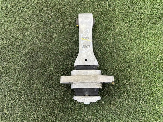 Подушка двигателя передняя 21950L1200 HYUNDAI