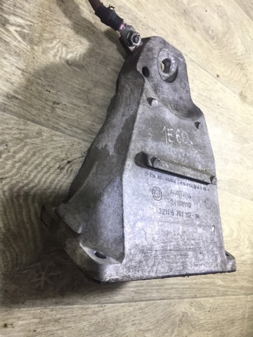 22116761112 BMW купить в Ужгород