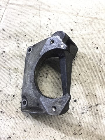 Кронштейн подушки (опоры) двигателя, левой 22116761117 BMW