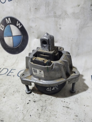 Правая подушка двигателя 22116777374 BMW