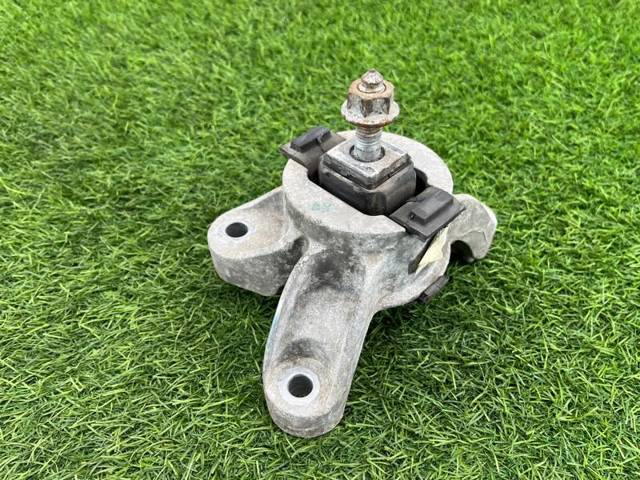 22316779806 BMW Подушка коробки передач купить в Харьков