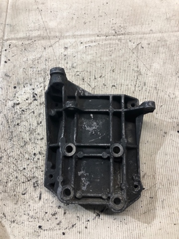 2245127 BMW Кронштейн компрессора кондиционера купить в Житомир