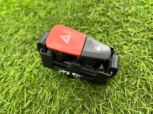 252100502R RENAULT Кнопка аварийки купить в Львов