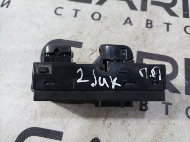 254111KA5A NISSAN Кнопка включения мотора стеклоподъемника передняя правая купить в Днепр