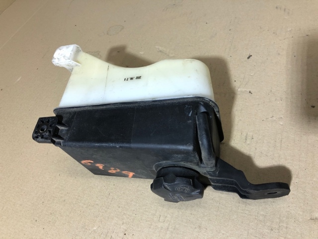 Бачок расширительный 254302B100 HYUNDAI