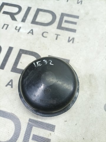 Крышка опоры амортизатора переднего 31331137948 BMW