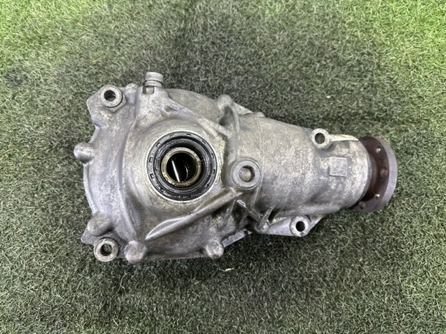 Редуктор колесный моста переднего 31508635862 BMW