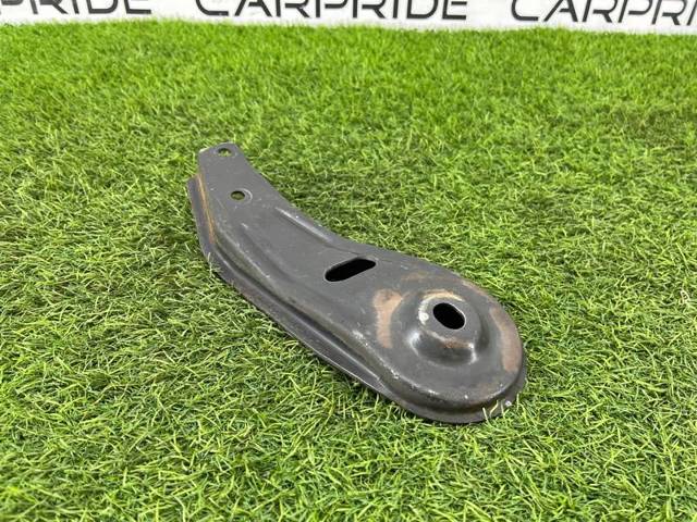 33321130352 BMW Кронштейн задней балки купить в Харьков