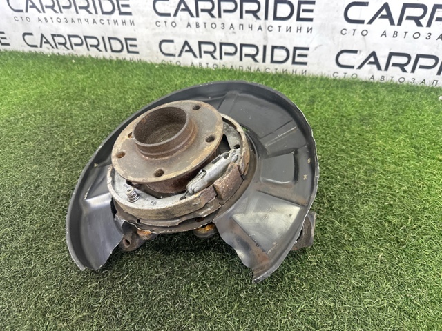 BMW 33326783667 Цапфа задняя левая в наличии Ровно