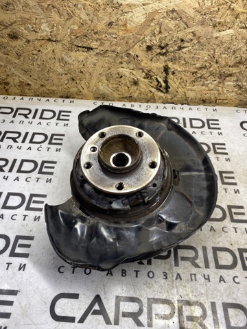 33326792524 BMW цапфа (поворотный кулак задний правый)