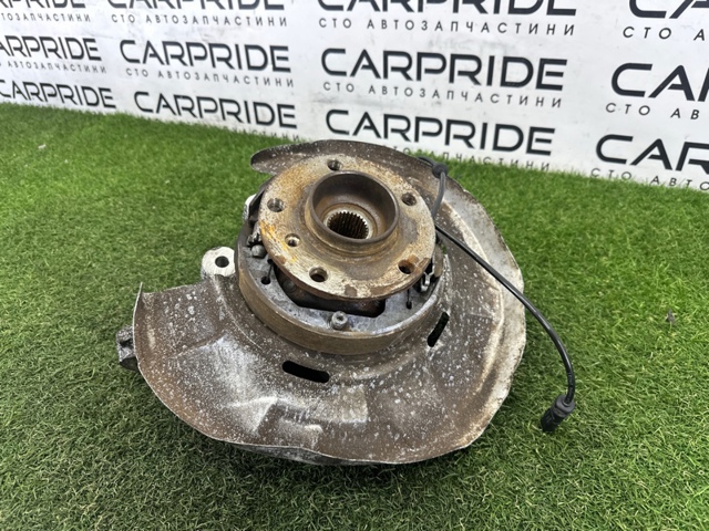 33326796498 BMW Цапфа задняя правая купить в Сумы