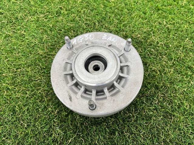 Опора амортизатора заднего BMW 5