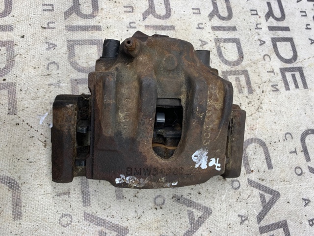 Супорт тормзной 34116758113 BMW