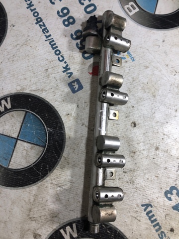 HYUNDAI 353042GGA0 Распределитель топлива (рампа) в наличии Чернигов