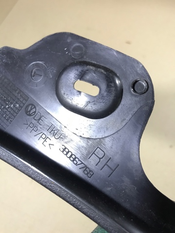 VAG 3B0867768 в наличии Ровно