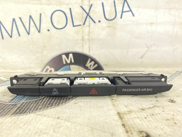 Блок кнопок центральной консоли 3CN927132A VAG